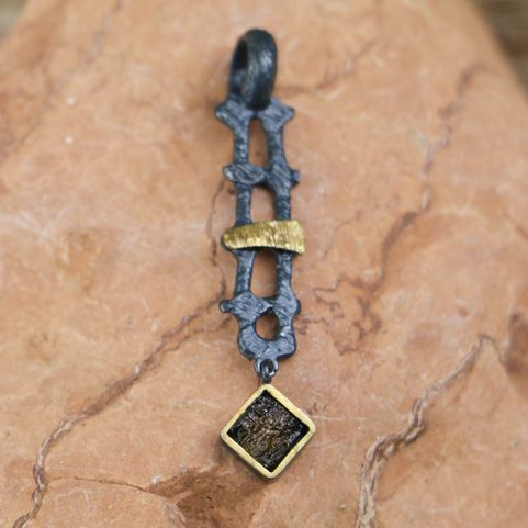 ILZA - PENDENTIF - MOLDAVITE, ARGENT