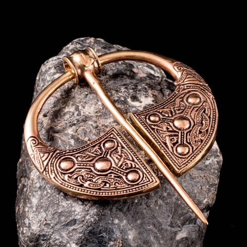 BALLYSPELLAN BROOCH, KILKENNY, BRONZE