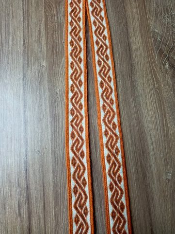 BANDE TISSÉE À LA MAIN SUR TABLETTES, 1 M