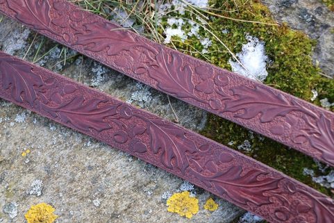 QUERCUS, LEATHER BELT WITH OAK LEAVES, BRAUN, BRONZE