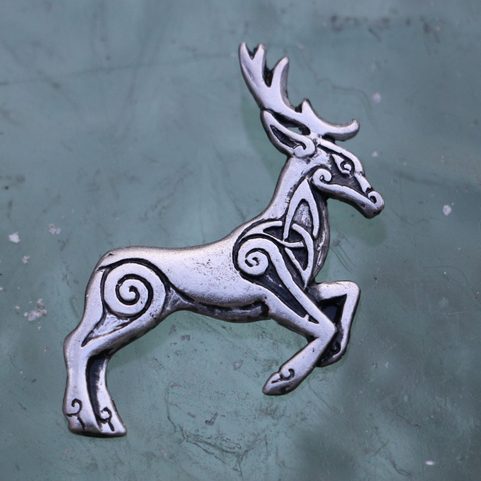 KELTISCHER HIRSCH - HERNE, ZINNK, ANHÄNGER
