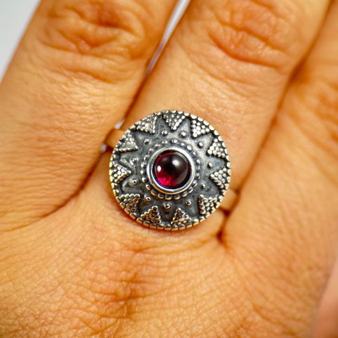 SLAVIC RING WITH GARNET
