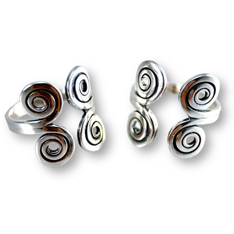 RING WITH SPIRALS, BALTIC, 10TH CENTURY, SILVER 925/1000