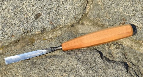 WOOD CHISEL, HAND FORGED, TYPE 3 - 12