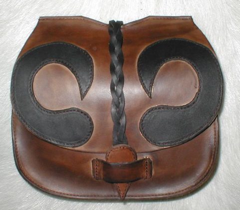 GOTHIC LEATHER BAG DE LUXE