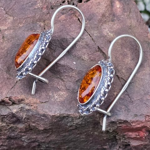 MEDIEVALEUM, SILVER EARRINGS, AMBER, AG 925