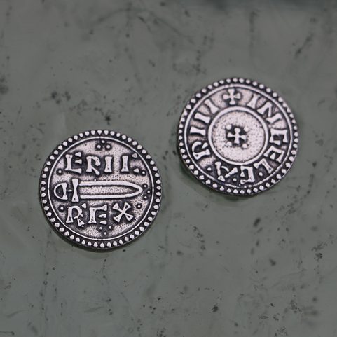 ERIC BLOODAXE, NORTHUMBRIA, YEAR 952 REPLICA VIKING COIN, SILVER 925