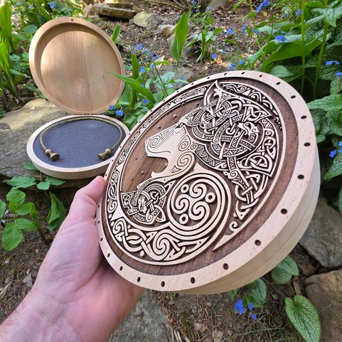 NORDIC WOLF, LUXURY BOX FOR TORC NECKLACES