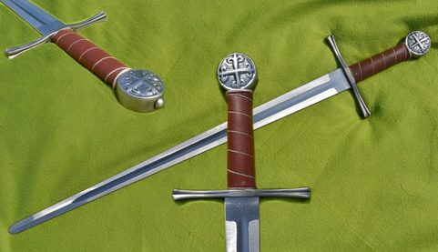 SINGLE HANDED SWORD, CROSS POMMEL, BONE SHAPED GUARD