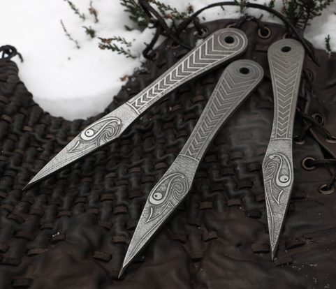 MUNINN ETCHED THROWING KNIFE - SET OF 3