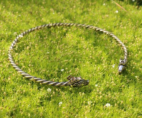 FIANNA, CELTIC DEER, TORQUES, BRASS
