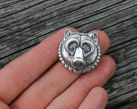 PENDENTIF OURS, D'ARGENT