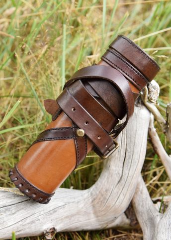 CAPSULA, LEATHER ROMAN HOLDER FOR 3 SCROLLS