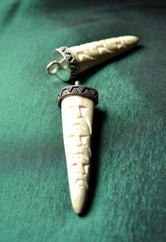TRIGLAV, CARVED SLAVIC AMULET, DEER ANTLER AND SILVER 925