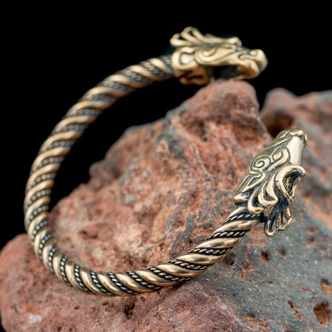 FIANNA, KELTISCHER HIRSCH, BRONZE-ARMBAND