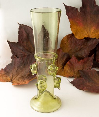 TÊTES D'OURS, VERRE HISTORIQUE