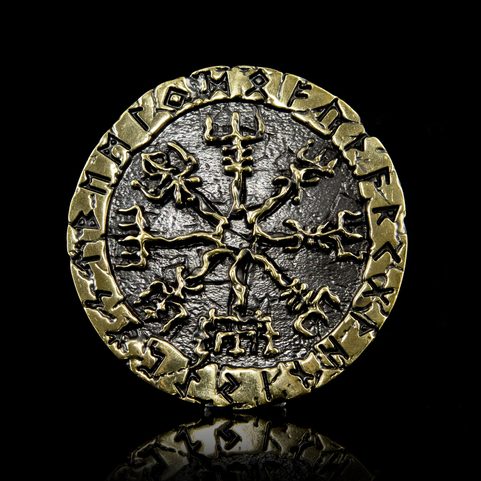 VEGVISIR, BELT BUCKLE, BRASS