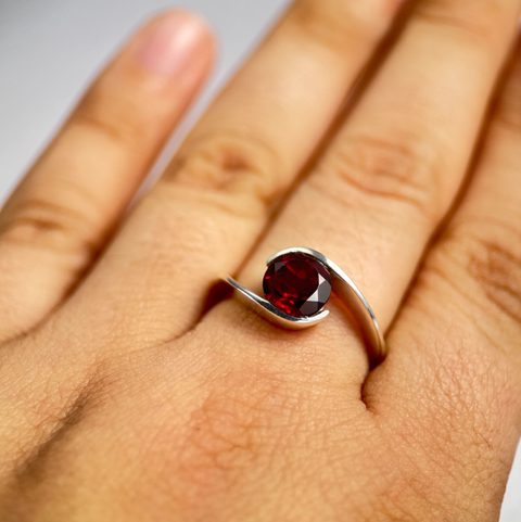 THEBES, RING, GARNET SILVER 925/1000