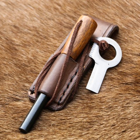 FIRESTEEL AND CASE, SYSTEM PERUNIKA