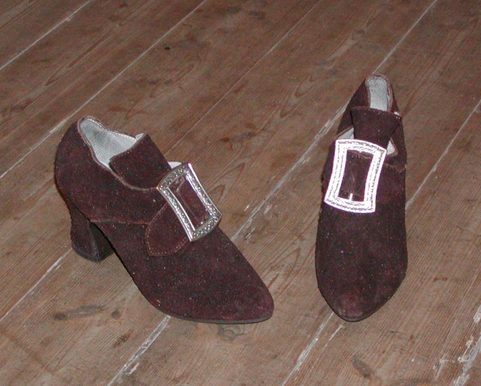 BAROQUE BUCKLE SHOES