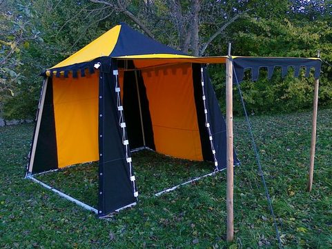 UNIVERSAL HISTORICAL MARKET TENT