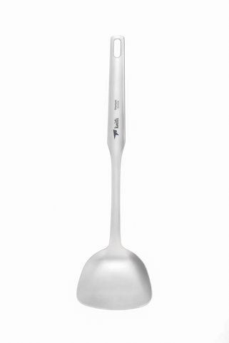 TI8703 SET DE COUVERTS EN TITANE