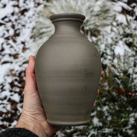 VASE - OPPIDUM STRADONICE, BOHÈME, CÉRAMIQUE CELTIQUE EN GRAPHITE, RÉPLIQUE