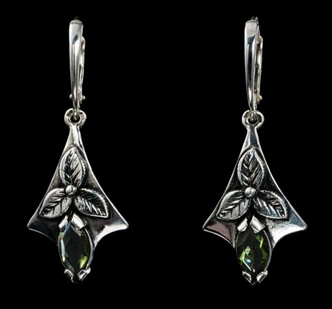 SHAMROCK, EARRINGS, MOLDAVITE, SILVER