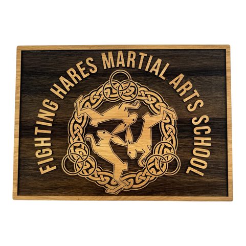 FIGHTING HARES WALL DECORATION 32 X 45 CM