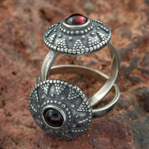 SLAVIC RING WITH GARNET