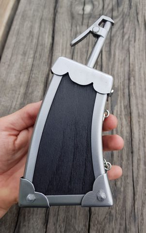 MUSKETEER'S POWDER FLASK II