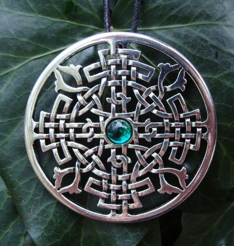 FORREST CIRCLE, SILVERED LARGE NECKLACE