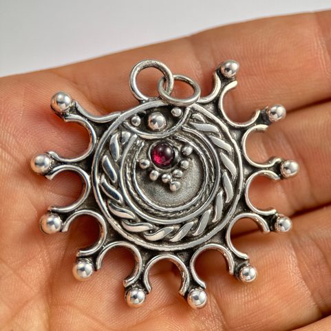 DEVANA, SLAVIC SOLAR PENDANT, SILVER - GARNET