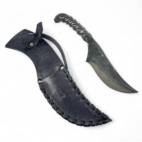 WOLF CLAW FORGED KNIFE