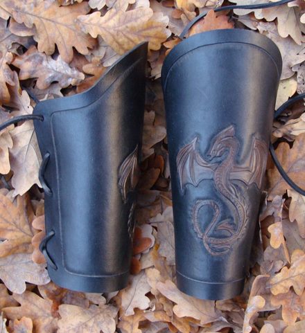 LEATHER BRACERS WITH DRAGONS