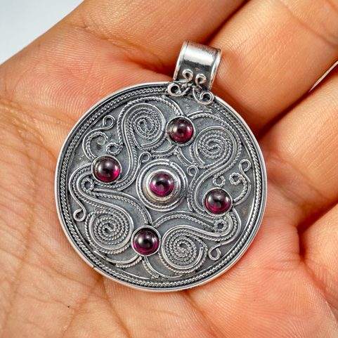 BATTERSEA, BRITISCHER LUXUSSCHMUCK MIT EDELSTEINEN, SILBER 925, 12 G