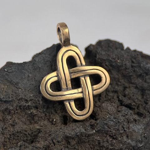 SIMPLE KNOT, BRONZE PENDANT