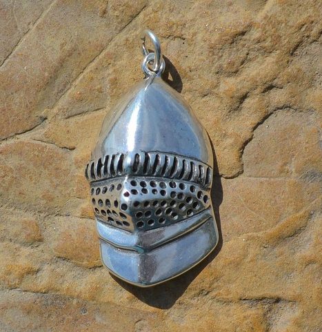 MEDIEVAL HELMET, SILVER PENDANT, AG 925