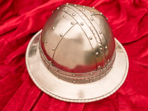 NOLL, ENGLISH KETTLE HAT HELMET
