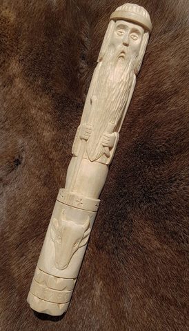 VELES, SLAVE DIEU, STATUE EN BOIS SCULPTÉ