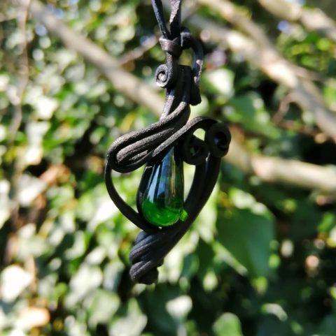 GREEN GLASS DROP - PENDANT