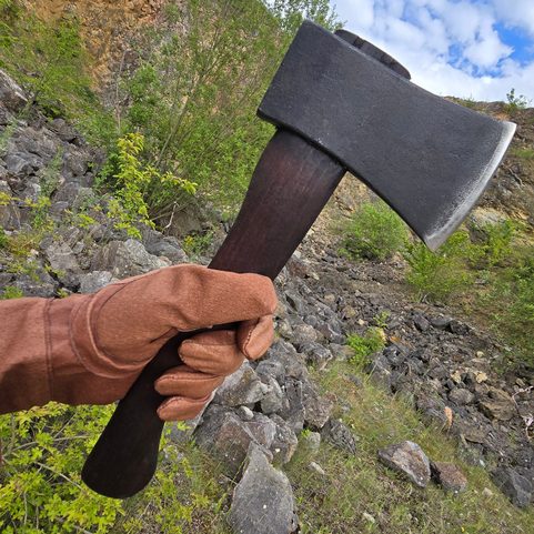 KANADISCHE GESCHMIEDETE AXT - FRASER