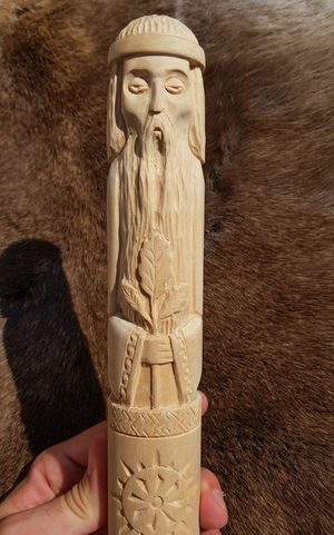 ROD, SLAVE DIEU, STATUE EN BOIS SCULPTÉ