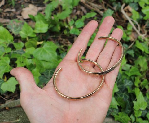 GROOVED BRACELET, BRONZE