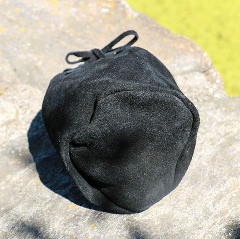 LARGE LEATHER POUCH, BLACK