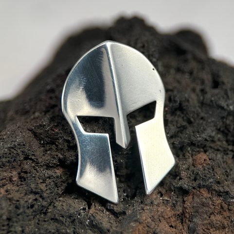 CASQUE SPARTIATE, PENDENTIF EN ARGENT