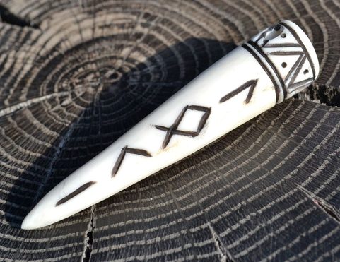 LOKI, VIKING RUNE PEDNANT, ANTLER