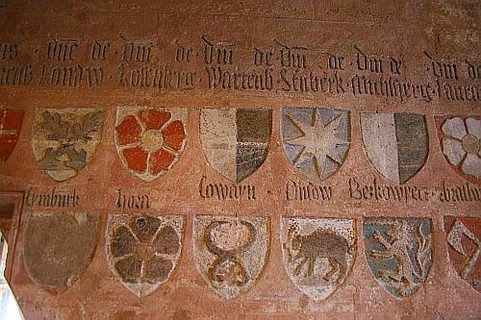 PRAGUE, ARMOIRIES MÉDIÉVALES DANS UN BOUCLIER, XIVE SIÈCLE, ZINC