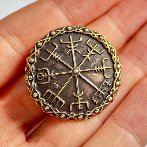 VEGVISIR - BRONZE BROOCH