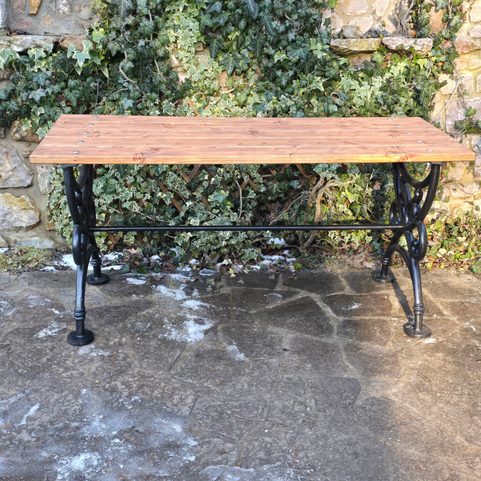 CHATEAU PARK TABLE, CAST IRON